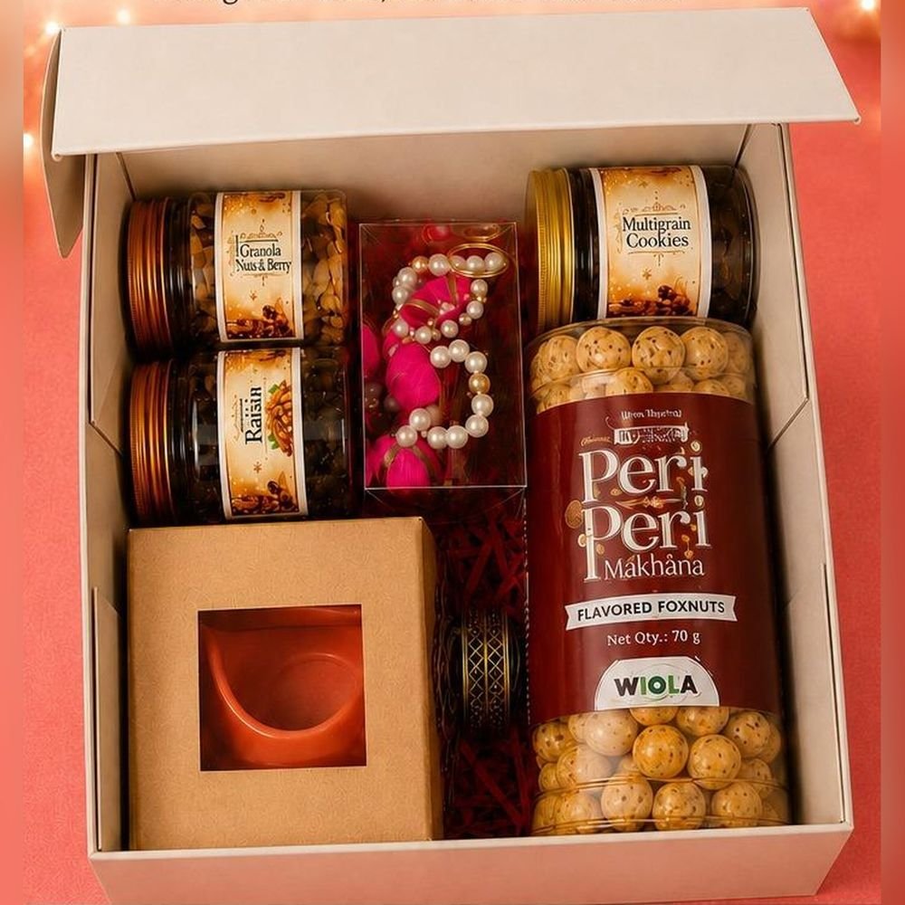 Peri Peri Makhana Ivory Hamper